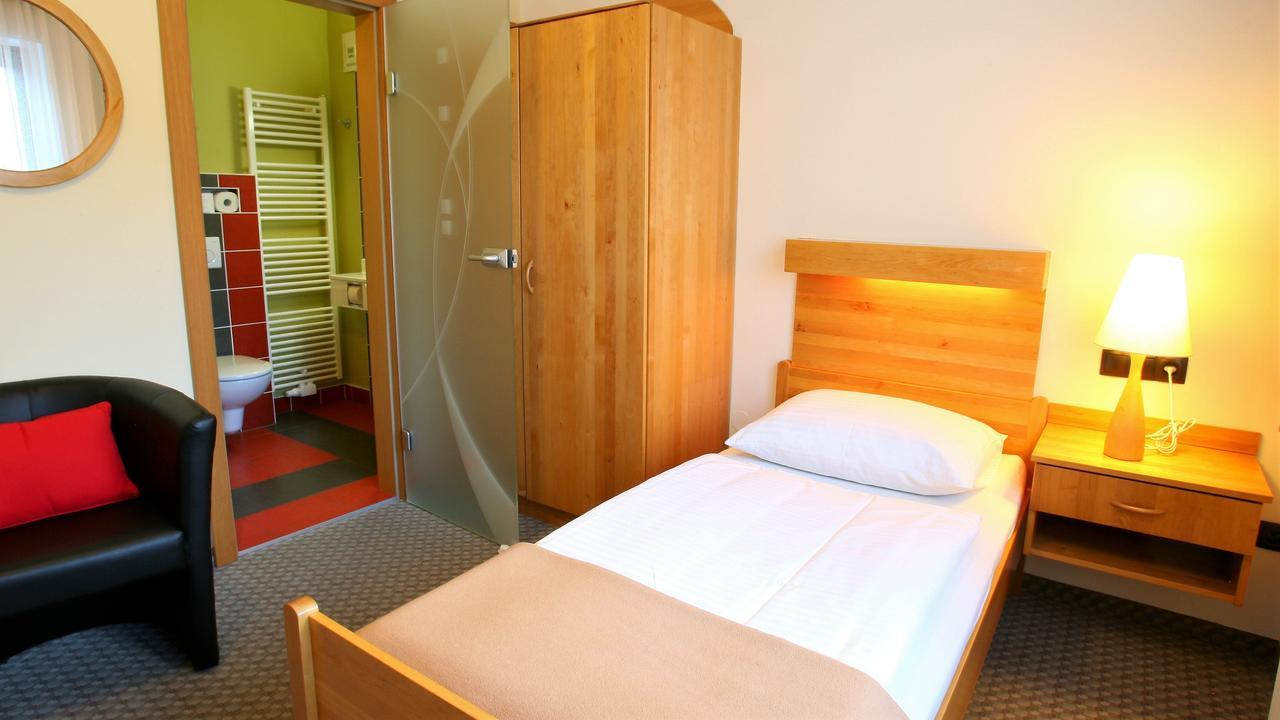 Pension Waldfriede Bad Tatzmannsdorf Exterior foto